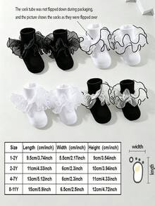 4 đôi tất cổ ngắn màu trơn có viền bèo cho bé gái, đen trắng, dễ phối đồ mặc hàng ngày, phù hợp cho bé từ 1-12 tuổi. - Nhiều màu - Xem 2