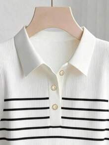 Camiseta de mujer con estampado de lunares y botones en la mitad del escote, adecuada para citas y vacaciones - Multicolor 9 - Ver 3