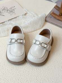 1 paire de nouvelles mocassins beige mode pour enfants, chaussures décontractées à semelle souple antidérapante, style britannique élégant convenant aux garçons et aux filles, pour le printemps/l'automne, l'école et les sorties - Beige - Voir 2