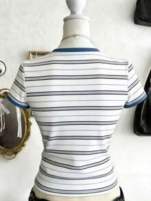Camiseta de manga corta de ajuste ceñido con estampado digital de rayas de frutas, versátil para mujer.Camiseta con estampado de cerezas todo sobre, camiseta de cerezas, camiseta de rayas, camiseta de frutas - Blanco - Ver 2