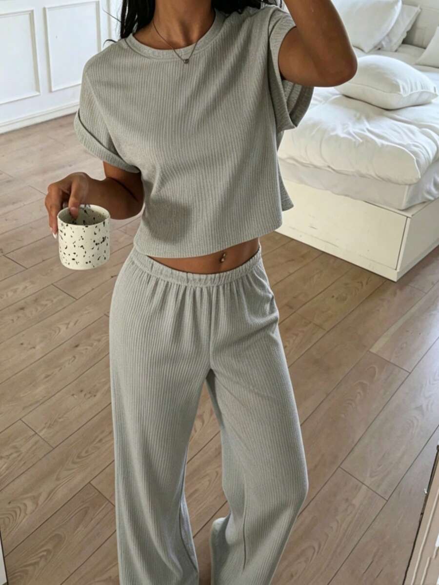 Conjunto de mujer de punto gris para el hogar, top y pantalones casuales simples y de moda para el día a día - Gris - Ver 1