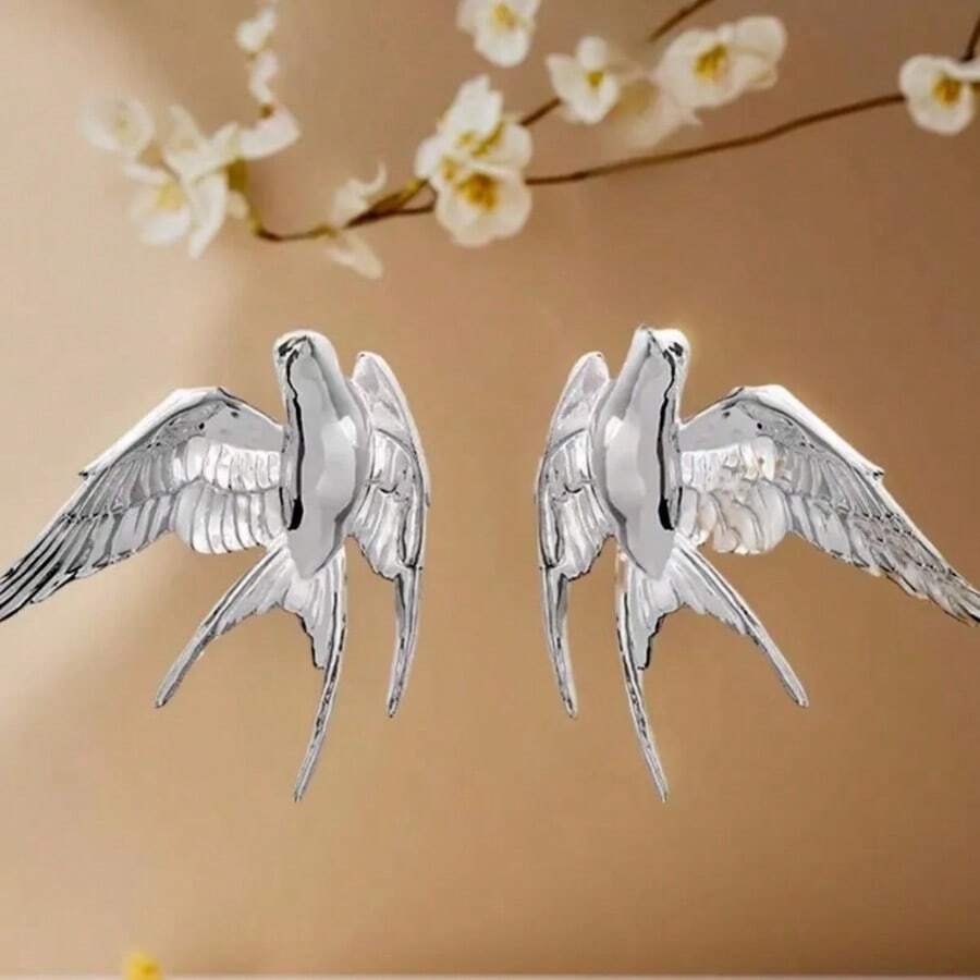 Women's Exquisite 3D Swallow Embossed Earrings, Suitable For Festivals, Travels, And Gift Giving - Antique Silver - View 1