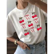 Camiseta con Diseño Decorativo Repetido De Cereza Con Lazos Y Detalles De Estilo Moderno Y Femenino Con Estampado Animal. - Blanco - Ver 1