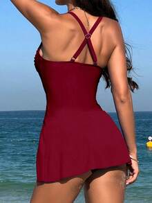 Lushoire Set de 2 piezas de ropa de playa para mujer: Top fruncido con cruce delantero liso y shorts de tankini de cintura alta, para vacaciones de verano - Burdeos - Ver 2