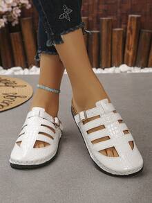 Women's White Crocodile Embossed Hollow Out Breathable Flat Mule Sandals With Adjustable Buckle, Casual Fashion Bohemian Style, Versatile For Daily Wear, Vacation, Beach, Summer New Style, Random Pattern - White Crocodile Pattern - View 4