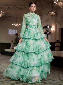 Robe longue élégante et moderne pour femmes, col Mao, imprimé floral romantique, manches longues, design superposé, taille affinée, évasée. Imprimé intégral, élégant et conservateur, décontracté, volants à l'ourlet, fermeture par boutons. Pas de tenue de soirée formelle, idéale pour les vacances. - Vert - Voir 2