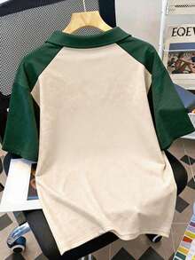 Camisa Polo con Manga Raglán y Estampado de Letras Vintage Americano, Adecuada para Primavera y Verano, Estilo para Niños - Verde Oscuro - Ver 2