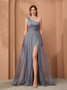 Vestido largo de gasa con cuello asimétrico, busto drapeado, cintura hueca y abertura alta en A, vestido de dama de honor para boda en primavera - Púrpura polvoriento - Ver 1