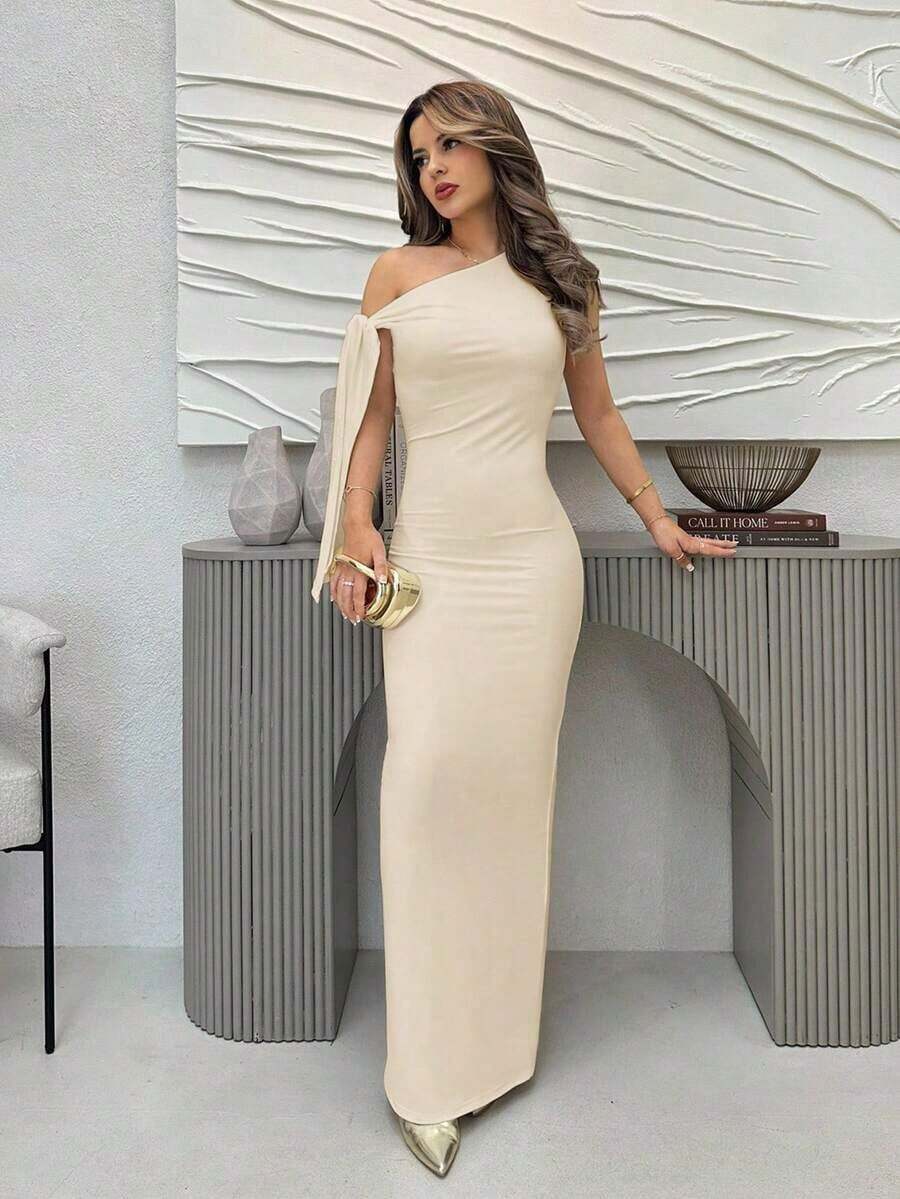Vestido elegante asimétrico de hombros con lazo, volantes y abertura alta para dama, ideal para la temporada de graduación - Albaricoque - Ver 1