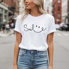 Women's Cotton T-Shirt With Graphic Smile Print, Short Sleeve, Round Neck, Casual Top, Loose Fit T-Shirt For Summer, Available, Soft And Comfortable Basic T-Shirt, Fashionable Letter Print Blouse, Feminine Tunic For Everyday Wear. - 白色 - 查看 7