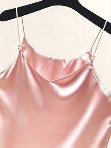 Elegante camiseta de satén con escote en V francés delicado y decoración de perlas, adecuada como prenda de superposición para mujeres - Rosa - Ver 4
