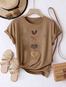 YOCASA Women's T-Shirt, White T-Shirt With 5 Leopard Hearts Print, Short Sleeve, Loose Fit, Casual And Versatile For Women. Women's Blouse With Leopard Style Heart Print, Short Sleeve, Loose Fit, Casual Daily Wear. Loose Leopard Heart T-Shirt For Women, Short Sleeve, Unique Print, Casual And Multipurpose. Comfortable And Lightweight. - YH628 - 棕色 - 查看 3