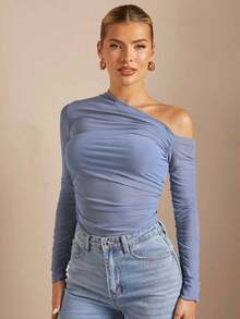 Camiseta Ajustada De Cuello Asimétrico Y Con Pliegues Y Perspectiva Para Mujeres - Gris - Ver 7
