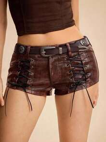 Pantalones cortos de tiro bajo con estampado animal de piel sintética de parche de estilo hippie vintage "Millennium Babe" para mujeres - Marrón 2 - Ver 2