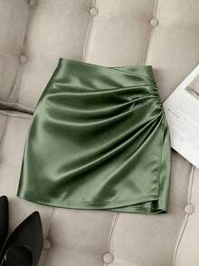 Falda ajustado plisada de cintura alta con dobladillo asimétrico brillante y elegante para mujer, primavera/verano - Verde militar - Ver 7