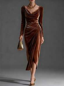 New Women's Long Dress, Made Of Shiny Velvet, Casual And Sexy Style, Long Sleeves, Pleated, Side Slit, Mermaid Cut, Flattering Design, Perfect For Parties And Special Nights - 玫紅色 - 查看 2