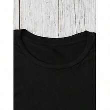 Women's 'One Lucky Teacher' Graphic Design T-Shirt By SimpieAndVersatileDesign - Adorable Animal And Letter Design, Casual Black T-Shirt For Spring/Summer, Perfect For St. Patrick's Day And Casual Wear, Teacher T-Shirt, Cotton T-Shirt - 黑色 - 查看 3