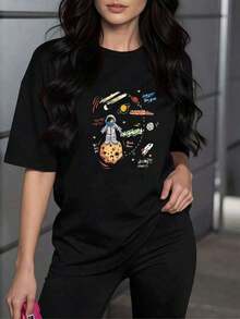 Women's Top 100% Cotton Women's T-Shirt With A Space Print, Featuring An Astronaut On The Moon, Planets, And Stars. Original And Comfortable Design For A Casual And Modern Look. 2026 - 黑色 - 查看 7