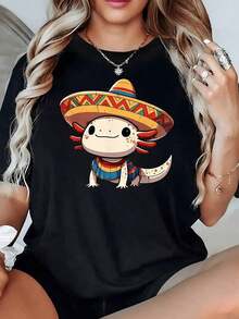 Smiling Axolotl Wearing A Traditional Mexican Hat And A Brightly Colored Poncho Conveys Joy And Culture. Women's T-Shirt, 100% Cotton, 220g - 黑色 - 查看 1