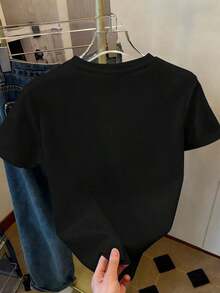 Vintage Loose Fit T-Shirt For New Year 2026 - Sparkling Pink Lettering, Happy New Year! Printed With Heart Shapes And Bows, Casual Short Sleeve Crew Neck Party Top, A Dazzling 2026 Celebration Top Suitable For All Seasons. Fashion 100% Cotton - 3 - 查看 2