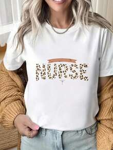 Modern Minimalist Women's T-Shirt With A Round Neck And Short Sleeves. Leopard Print Nurse's Tee With A Graphic Design Of Medical Symbols And Flags. Fun Print, Suitable For Christmas Parties, Sports Activities, Holiday Parties, Outings, Sports, And Other Festive Gifts. - 白色 - 查看 1