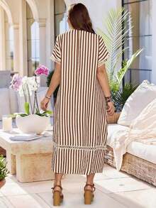 Vestido casual holgado de unicolor con cuello en V y mangas cortas para mujer de talla grande - Multicolor - Ver 2