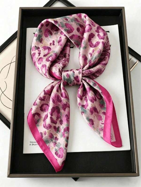 1pc French Elegant Leopard Print Silk Scarf, Size 65*65cm, Suitable For Cycling, Urban Dance, Party, Dating, Walking, Sun Protection, Neck Decoration, Spring/Summer, Beach, Vacation