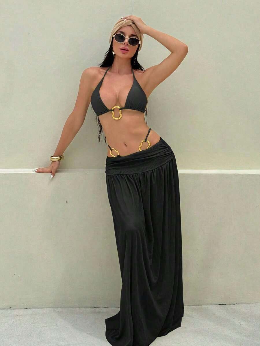 Vaytide Set de 3 piezas: Bikini de tela brillante de unicolor con diseño de aro de metal asimétrico + Vestido de malla larga tipo capa para la playa, traje de baño de resort vacacional para mujer - Negro - Ver 1