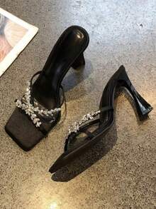 2025 Nouvelles sandales mules à bride et strass sur talon en forme de fer à cheval en satin, sandales mules sexy à enfiler pour l'été - Noir - Voir 2