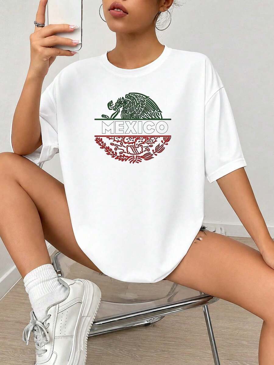 Impresión gráfica de águila y cactus de México, Diseño inspirado en Nation Fl-ag con arte de líneas verdes y rojas, Arte temático folclórico mexicano para decoración de paredes y artesanía P.jpgRegalos personalizados: Camisetas para mujer con estilos que van desde lo moderno, hippie, casual y minimalista. Ropa masculina personalizada única, armarios cápsula y prendas básicas/urbanas para hombre. Regalos ideales para novios, familiares y amigos, adecuados para cumpleaños, vacaciones, colegio/competiciones, deportes/escalada y más, así como para la moda de otoño y eventos urbanos. Blanco verano.