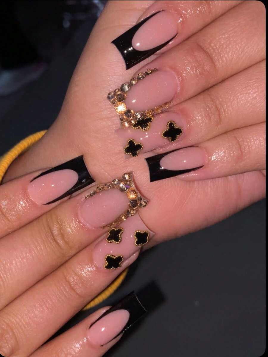 10pcs Medium Square Handmade Nail Stickers, Chic French Style With Black Clover Pendant And Crystal Chain Decor, Nude Pink Full Coverage False Nails, Suitable For Daily Wear, Dates, Parties, For Women And Girls