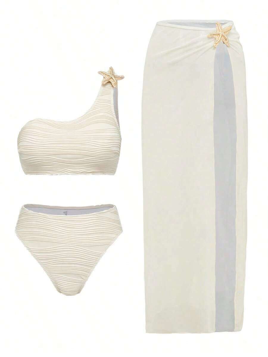 Swim Oasis Conjunto de 2 piezas de verano para vacaciones en la playa para mujer - Top con un hombro, estampado ondulado y decoración de estrella de mar metálica, shorts de corte alto + falda bikini con decoración de estrella de mar de malla - Beis - Ver 1