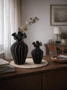 1pc Black Wavy Decorative Vase, Modern Minimalist Art Style Flower Vase, Suitable For Home Decor, Living Room Table, Foyer, Bedroom, Elegant Style, Excellent Gift - 1 - View 7