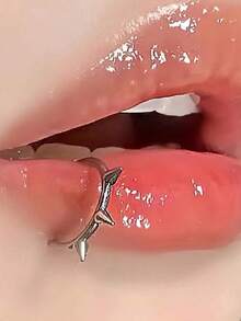 2 Pieces Of Punk Style Rivet Non Perforated Lip Rings, Fashionable And Personalized Lip Accessories - Silver - View 2