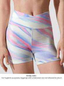 Shorts deportivos cruzados con antideslizante FeatherFit™ de 4.3 pulgadas con shorts interiores sin costuras para bajo impacto, yoga y uso diario en el gimnasio - Multicolor - Ver 8