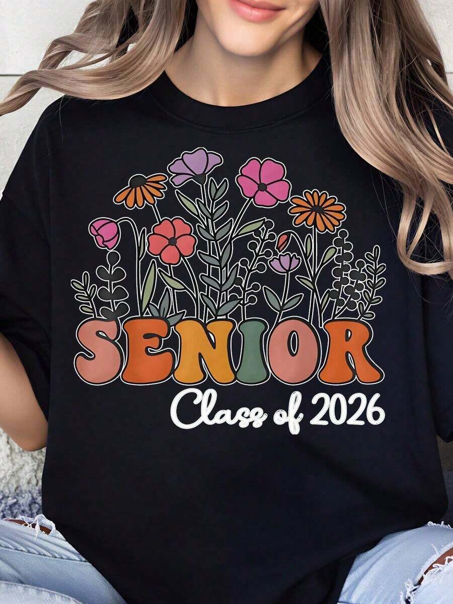 Camiseta con Diseño de Jardín de Flores para la Clase de Graduación 2026, Regalo para Celebración de Graduados - Negro - Ver 1