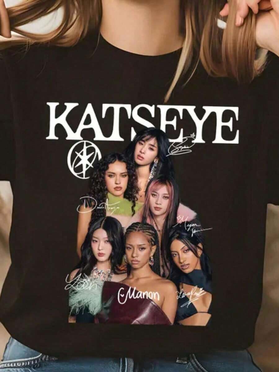 Katseye Members Short-Sleeve T-Shirt With Pink Signatures, Vintage Katseye Graphic Tee, Katseye The Beautiful Chaos Tour T-Shirt, Cute Girl Group. 100% Cotton. - 黑色 10 - 查看 1