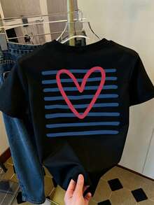 Camiseta Casual de Cuello Redondo para Mujer, Estampado de Corazones en la Parte Delantera y Trasera, Manga Corta a Rayas, Corte Holgado, Opciones en Blanco y Negro, Top Básico de Verano - Negro - Ver 3