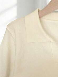 New 2026 Collection: Women's Solid Color Fitted Knit Blouse, Spring/Summer, White, Simple, Casual, With Roll Neck And Raglan Short Sleeves. Solid Color Blouses, Pink Blouses, Baby Pink Blouses. - 淡黃色 - View 4