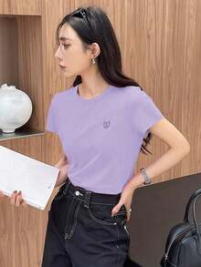 Y2K Style, Modern Style, The Newest Of 2026, Cute Style, Casual Style. Women's Loose-Fitting Casual Summer T-Shirt With Embroidered Heart And Letter Pattern, Red, 180g (S-XXXL) - 紫羅蘭色 - 查看 4