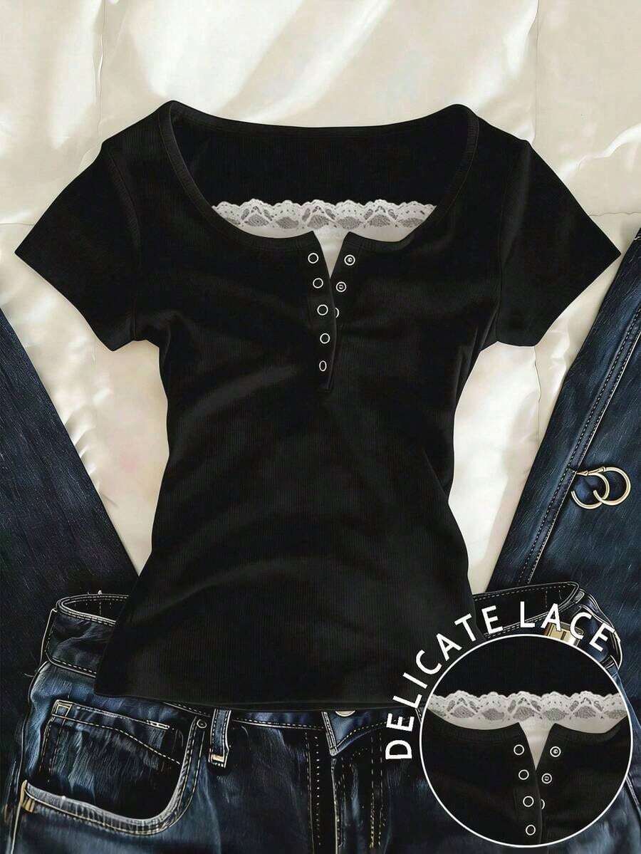 Camiseta de mujer de manga corta con efecto de dos piezas con encaje especial - Negro - Ver 1