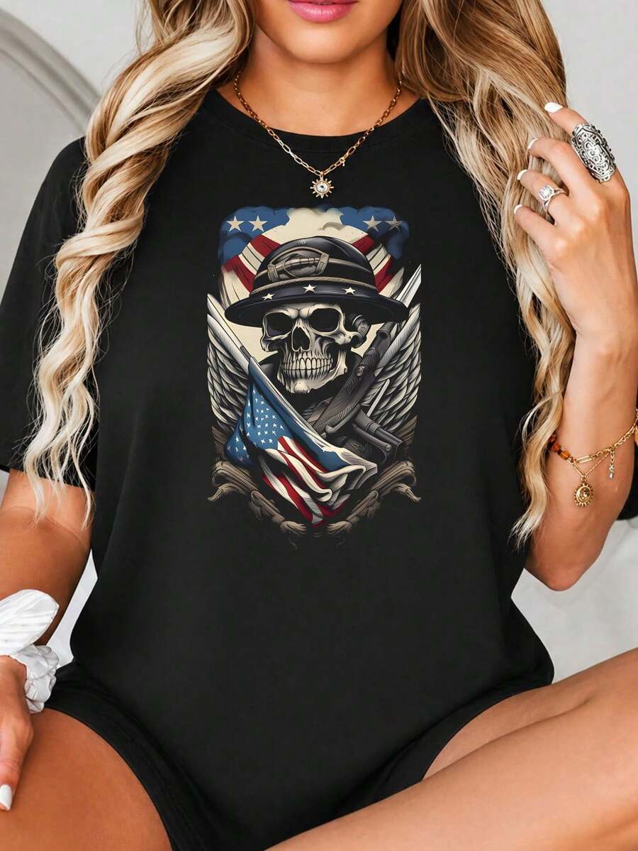 Diseño gráfico de impresión de alas de calavera American Fl-ag, Arte Patriótico Militar Vintage, Monocromo y Rojo Blanco Azul, para proyectos de decoración y DIY.jpgRegalos personalizados: Camisetas para mujer con estilos modernos, hippies, casuales y minimalistas. Ropa masculina personalizada única, armarios cápsula, ropa básica/urbana para hombre. Regalos ideales para novios, familiares y amigos, adecuados para cumpleaños, vacaciones, colegio/competiciones, deportes/escalada, etc., también adecuados para la moda de otoño y actividades urbanas. Verano negro.