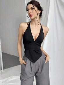 Top corto con escote en V profundo, cuello de halter, tirantes con lazo y espalda descubierta para mujer - Negro - Ver 6