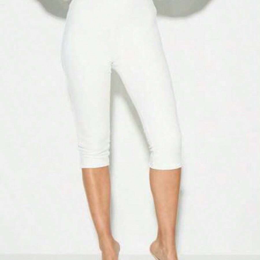 Capri Fitted Leggings With Side Split Hem - Blanco - Ver 1