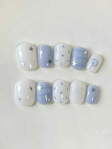 10 piezas de uñas postizas ovaladas hechas a mano, estilo Y2K fresco y dulce, base sólida blanca y azul claro, con rayas, lunares, líneas espirales y patrones decorativos de estrellas plateadas para mujeres y niñas, uso en primavera, verano, otoño, invierno, festivales, fiestas y vida diaria - Azul y blanco - Ver 1