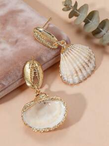1 Pair Summer Bohemian Beach Vacation Style Metal Shell & Scallop Pendant Earrings (Random Size) - White - View 5