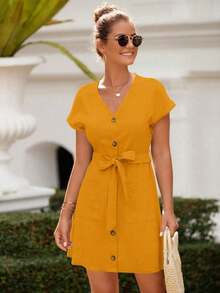 Vestido con cinturón con botón de manga murciélago con doble bolsillo - Mostaza Amarilla - Ver 1
