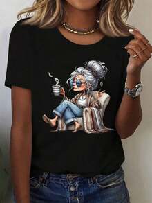 MinimalistCamisetas de mujer con un estampado de una anciana de cabello blanco que usa gafas de sol, café y está sentada en un sofá. Corte holgado, adecuadas para deportes y fiestas, lindas, elegantes, a, un gran regalo. Suaves, lavables aáquina, elásticas, para uso doméstico y casual. Cuello redondo, manga corta. Camiseta de Mujer de Color Sólido Simple, Corte Holgado y Ajustado, Casual de Manga Corta - Negro - Ver 13