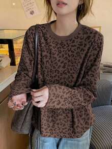 Camiseta de manga corta holgada de cuello redondo con estampado de leopardo casual para mujer, blusas de manga larga para mujer de otoño, ropa de mujer de otoño - Café integral - Ver 5