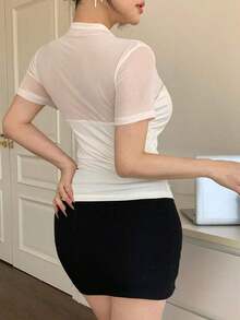 Blusa corta de manga corta de malla transparente elegante y ajustada para mujer, con parches de lunares de malla, ideal para primavera y verano, de uso versátil para San Valentín, boda, fiesta, banquete - Beis 2 - Ver 7